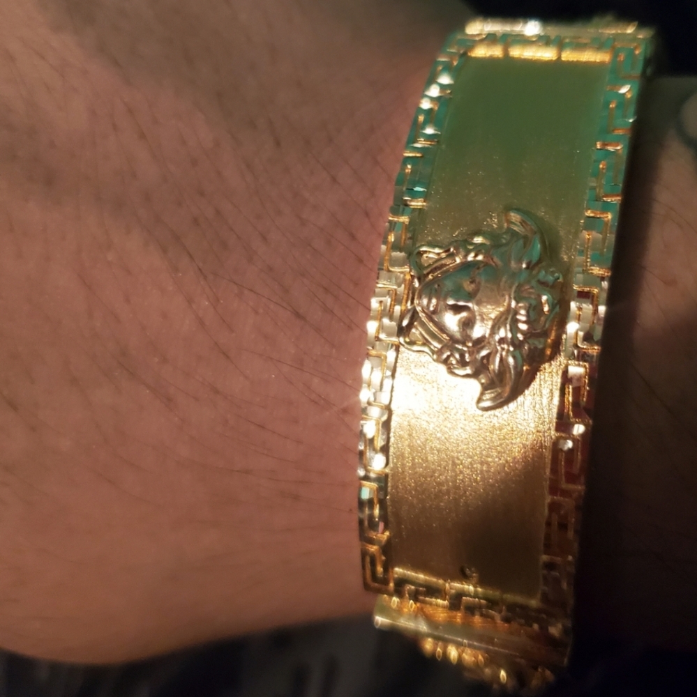 MY 14K GOLD VERSACE BRACELET 25MM NOT FOR SALE🤑